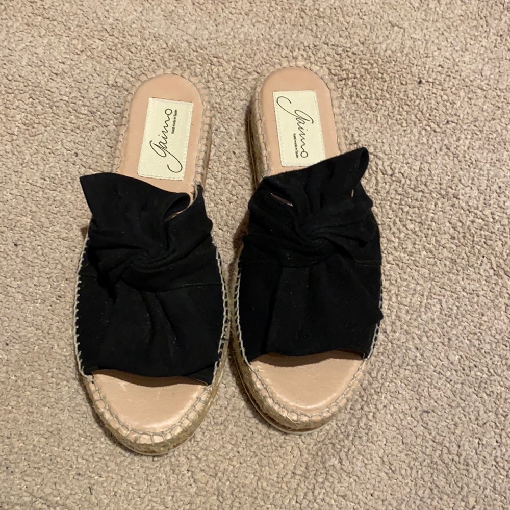Platform sandals